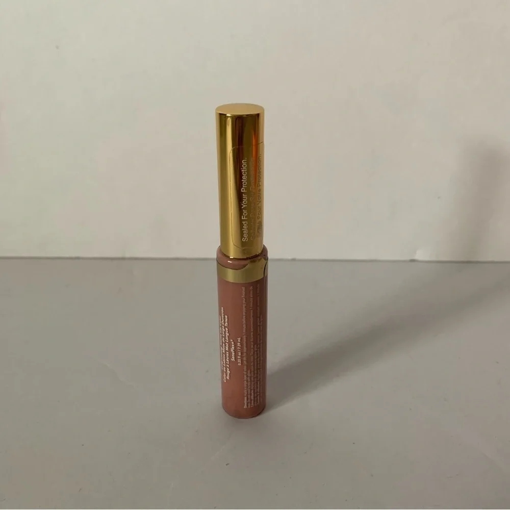 NWT. SeneGence HydraMatte Lipstick - Praline Rose